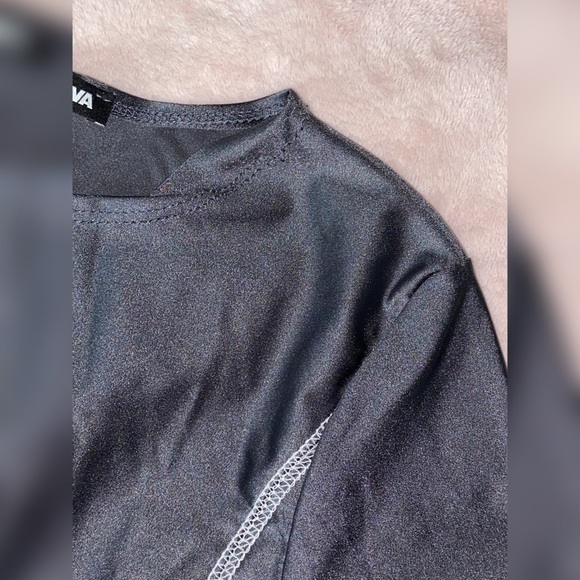 Crop Top Active Set - Picture 10 of 17